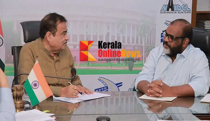 Vahan-Sarathi portal bottlenecks will be resolved within a week; Transport Minister CP John   Meets Nitin Gadkari