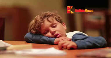 Student fell asleep in exam hall, teacher handled it like this