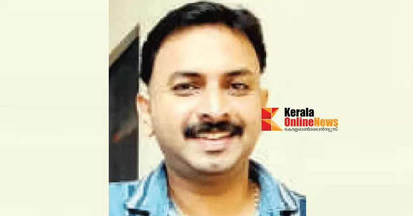 A young man committed suicide in a flat in Kannur after posting a note on social media