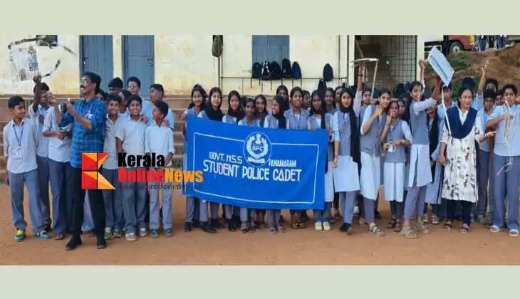 Panamaram Kutty Police with different activities on World AIDS Day