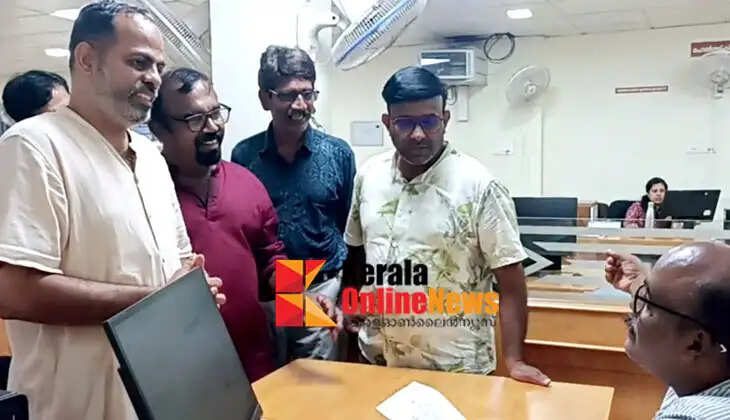 The deadline for license renewal has been extended in Taliparamba Municipality; The Traders and Businessmen Committee has protested against the non-implementation of the municipal committee