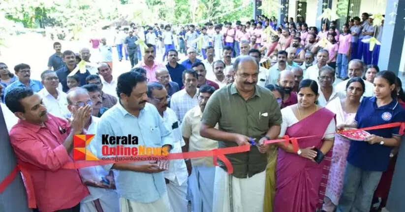 Minister K. N. Balagopal inaugurated the new building of Mathamangalam Government Higher Secondary School