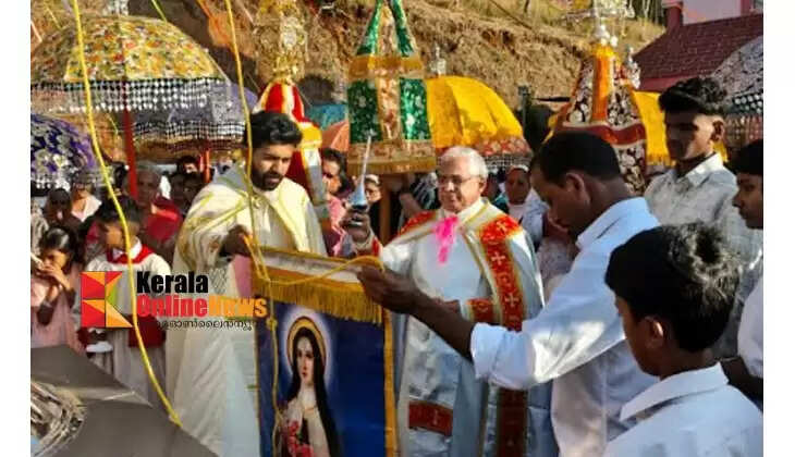 Parish festival flag hoisted at Muthireri Cherupushpa Church