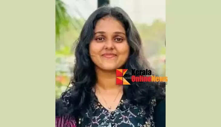 A student who was undergoing treatment died after a collision between a scooter and a bullet in Pilathara.