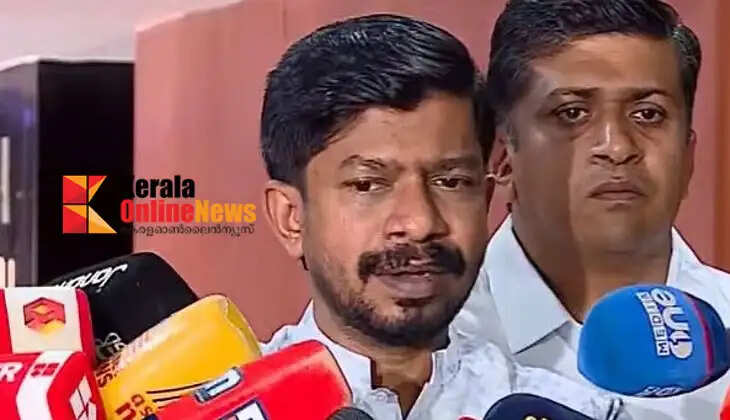 Messi's Kerala visit controversy; Former CM who told Kerala that Messi will come, asks Sports Minister whether he heard the current situation