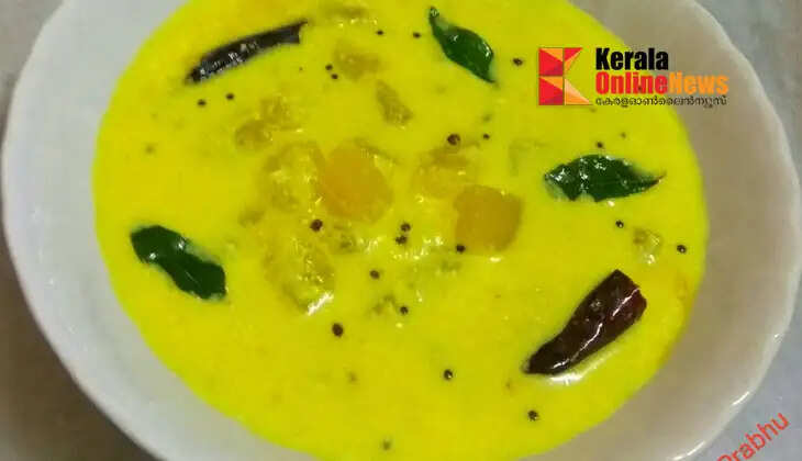 A traditional style Kumbalanga butter curry