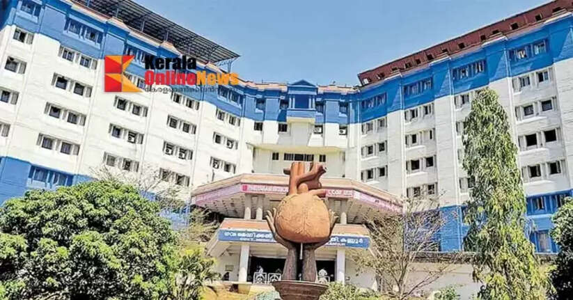 Dispute over financial transaction: Nurses clash in Pariyaram Medical College ICU