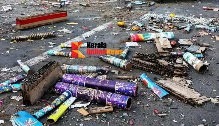 Case registered against six people for beating up a car passenger who questioned him about bursting firecrackers on the road in Kannur