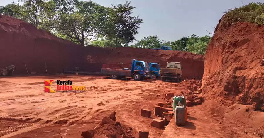 Illegal red brick mining at Thaliparam Payyavoor Door Mata; Eight lorries were seized