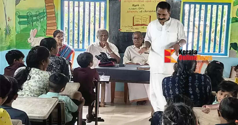 A story to tell, a reading program was held for parents at Kizhunna Central LP School