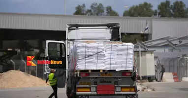 First truck with food arrives in Gaza