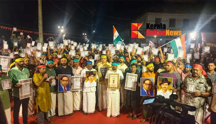 Jantar Mantar filled with songs and discourse; the Arabian Sea coast turns into a street of protest.