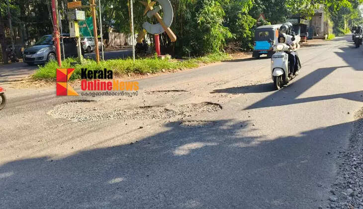 Thekki Bazaar-Kakad road collapses less than three months after repair