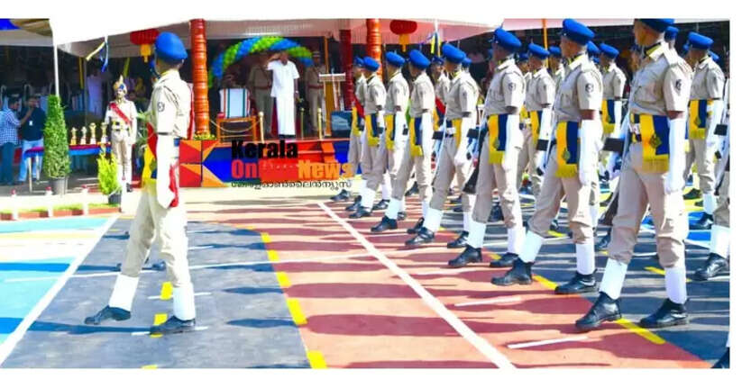 Kerala Police is a force that operates fairly and without external pressure: Chief Minister