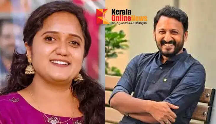 May the 'super-living' have the strength to face the crises; Congress extends its unwavering support to Rahul; Pathanamthitta Congress district panchayat member comes live and declares 'with him'