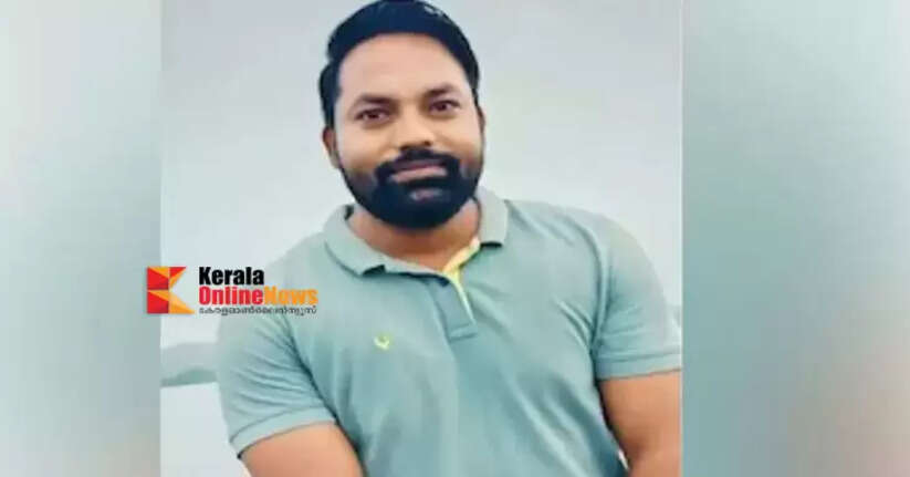 30-year-old man collapses and dies while playing cricket