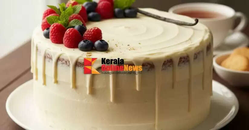 Simple vanilla cake instead of plum cake for Christmas