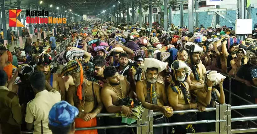 sabarimala Night rush at Sannidhanam today