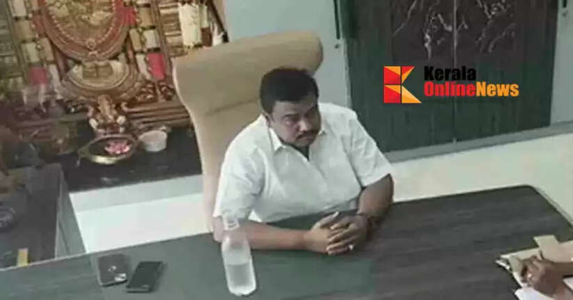 I don't even know why you are looking for me, don't hunt me down; D. Mani gets emotional