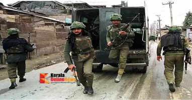 Encounter in Kulgam Army surrounds TRF commander