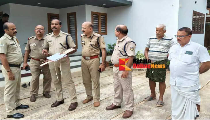 Gold ornaments weighing six and a half sovereigns were stolen after two houses were broken into at Peruvamparamba in Padiyur Iritty