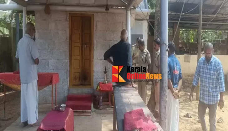 Theft at Bhadrakali temple in Kattakada Killi Kollod; Gold bars and coins stolen