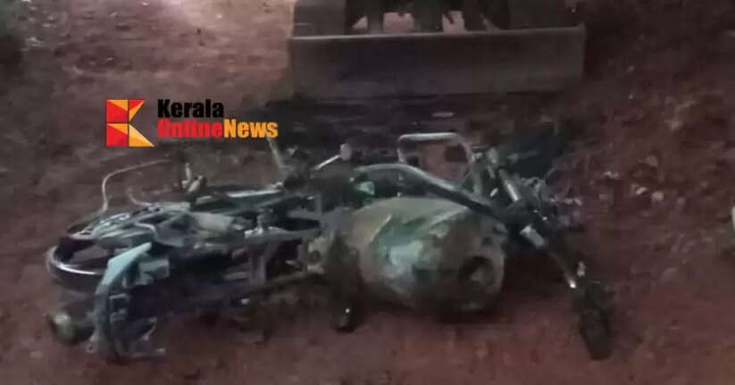 CPM worker's bike burned in Cheruvathur