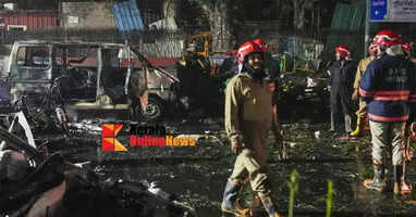 Delhi Red Fort blast 8 dead