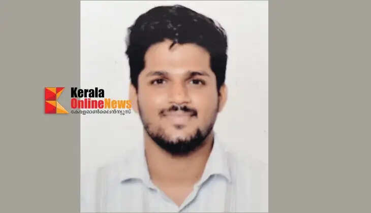 A young man from Varam died in a car accident in Bangalore.