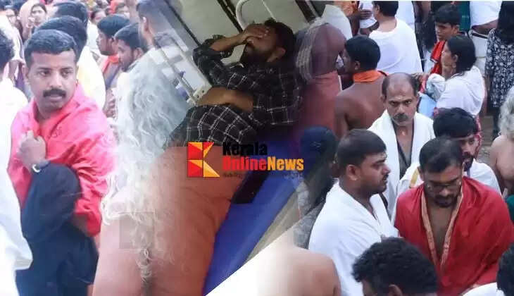 devaswom photographer in Kottiyoor has led to a case against three individuals