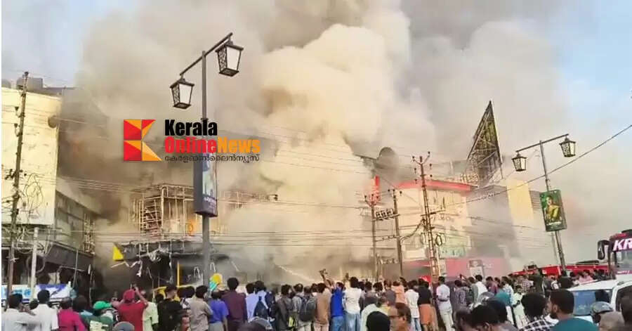Major fire breaks out in Taliparamba city: Shops destroyed
