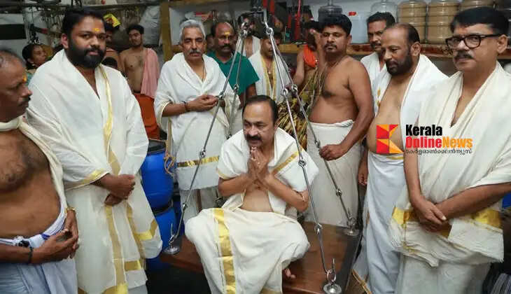 Chief Minister weighed against Nendran bananas in Thulabharam ritual at Guruvayur.