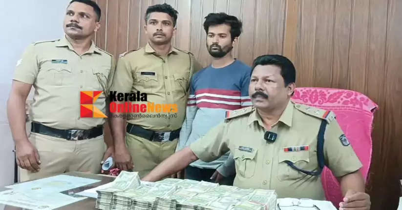 32 lakh rupees smuggled in Kottayam trains seized