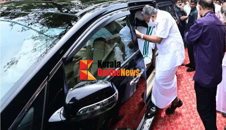 No more escorts, no more gunmen; Opposition leader Pinarayi Vijayan's Z+ security removed