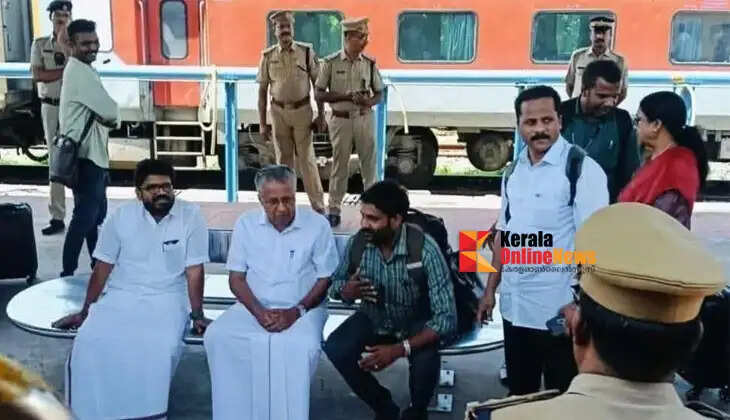 No heavy security arrangements or escort, Pinarayi Vijayan waiting for the train on a steel bench; Picture goes viral