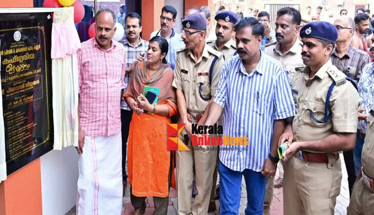 Chief Minister dedicates Kannur Central Jail cafeteria to the nation