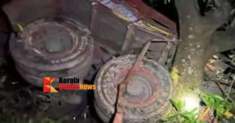 Traffic control on Kottiyoor Pal Churam Road