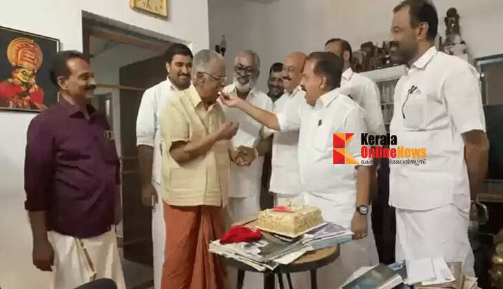 On Christmas day, Ramesh Chennithala came to the story's patriarch with Sneha Madhur