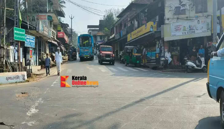 The need for traffic signal light is getting stronger for traffic safety in the airport suburb of Ancharakandi