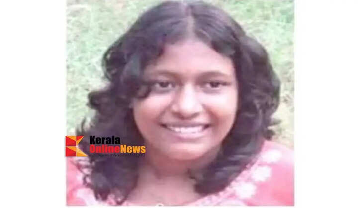 A ninth grade student was found dead at her home in Taliparamba