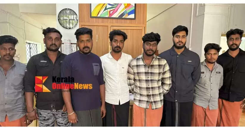 Eight CPM activists arrested for travelling in vehicles carrying deadly weapons in Kunnothu Parampil, Kannur