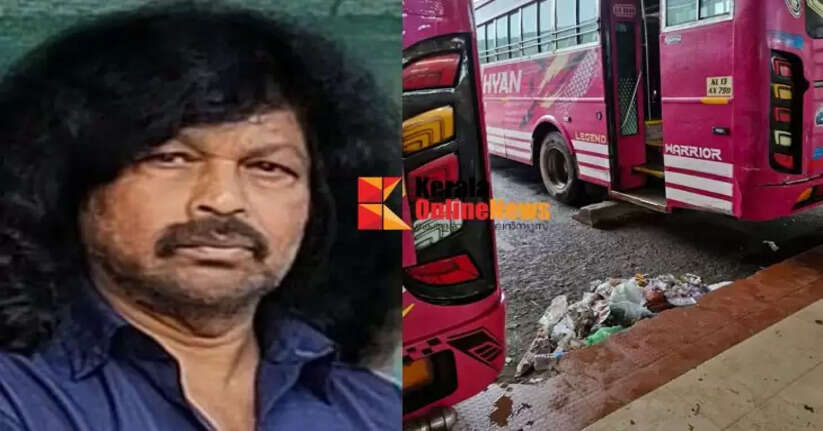 Heap of garbage under the footstep of the bus at the new bus stand in Kannur, threat when questioned: Artist Sasikala says she will take action