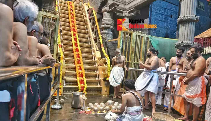 Padi Pooja at the 18th step of the Sannidhanam temple, offering prayers to devotees