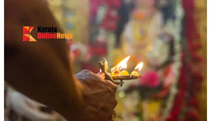 &lsquo;Please remove my suffering, please let my mother-in-law die before the festival, O Lord&rsquo;; Prayer note as the temple&rsquo;s Kanikavanchi is opened