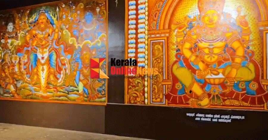 Sri Tripura Sundari opens her eyes at the Sreekadamperi Chuzhali Bhagavathy Temple