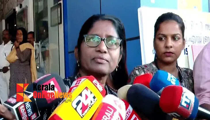 Chair game continues at Health Department headquarters; Dr. Reena says court has told her that she is DHS