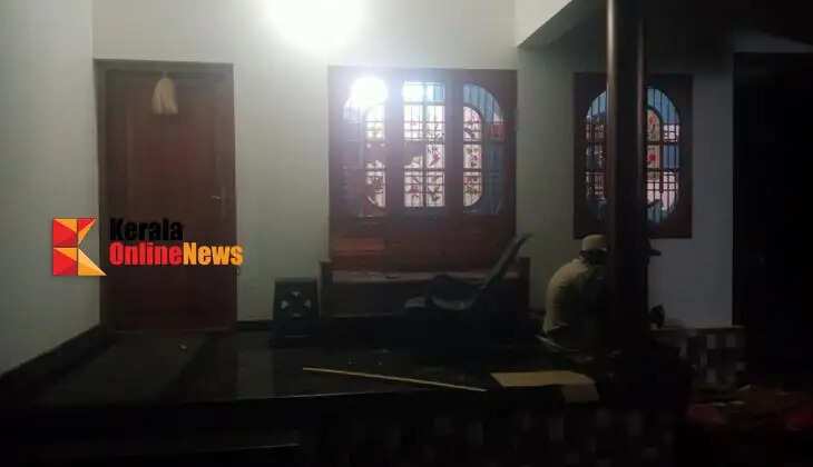 The house of a UDF booth agent who was injured in the violence in Mullakodi and is in the hospital was also demolished.