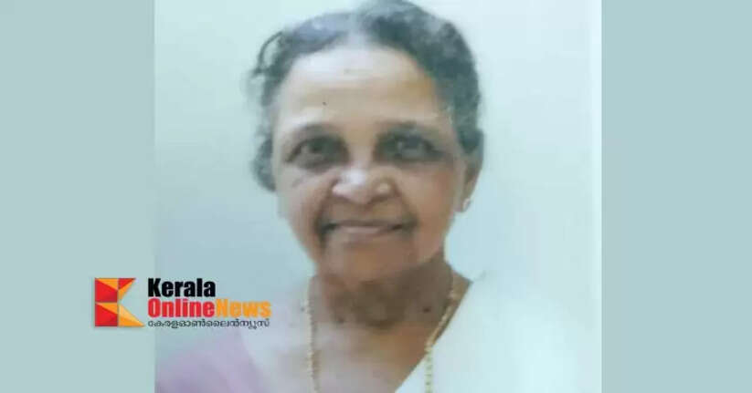 Poet C.M. Vinayachandran's mother C.M. Shyamala passes away