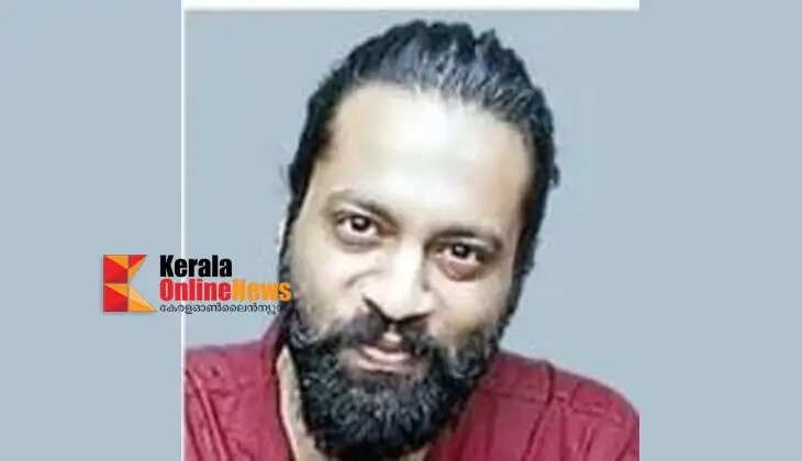 A young man from Puzhathi died in a car accident in Bengaluru