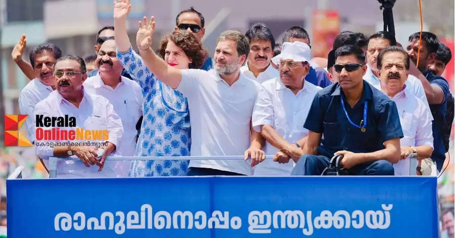 Tens of thousands lined up at the roadshow to give Rahul Gandhi a heroic welcome in Wayanad 